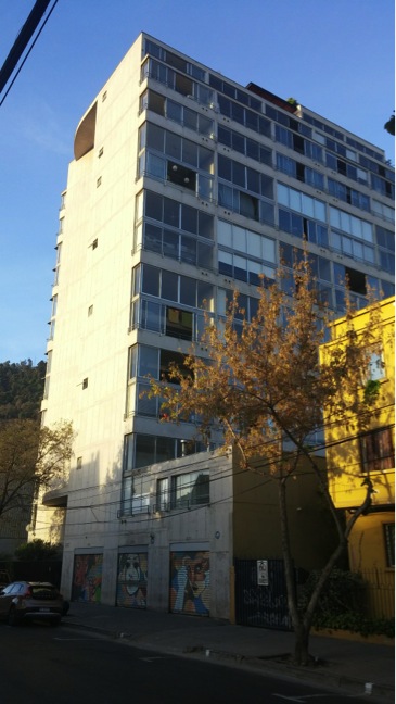 Juxtaposition of building scales in Bella Vista